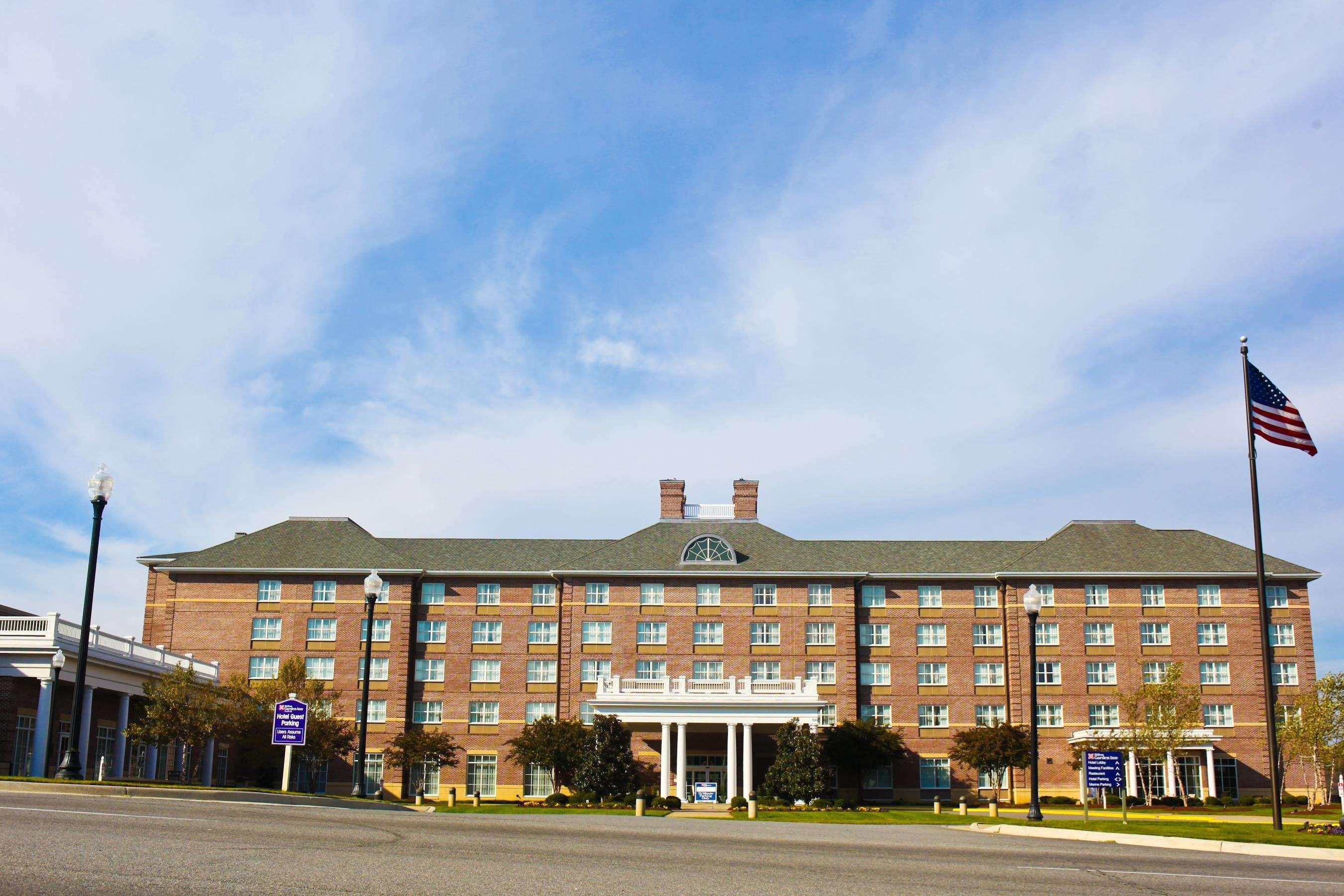 Hilton Garden Inn Suffolk Riverfront Екстер'єр фото