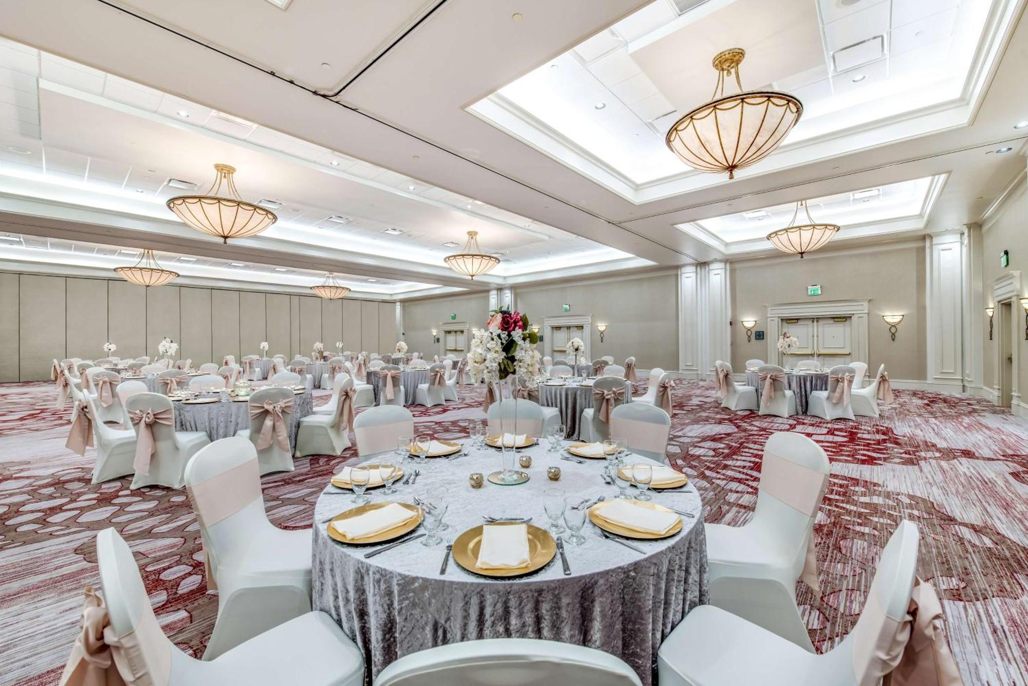 Hilton Garden Inn Suffolk Riverfront Екстер'єр фото
