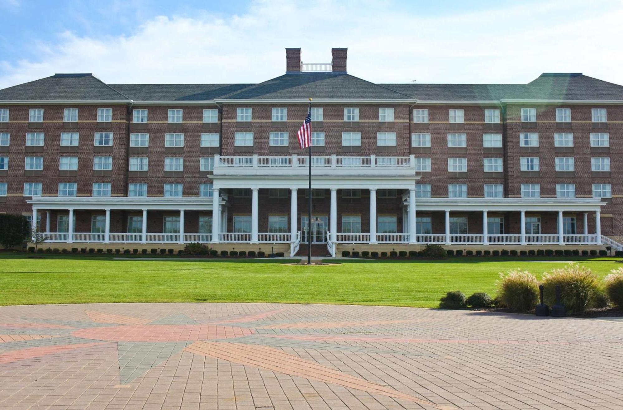 Hilton Garden Inn Suffolk Riverfront Екстер'єр фото