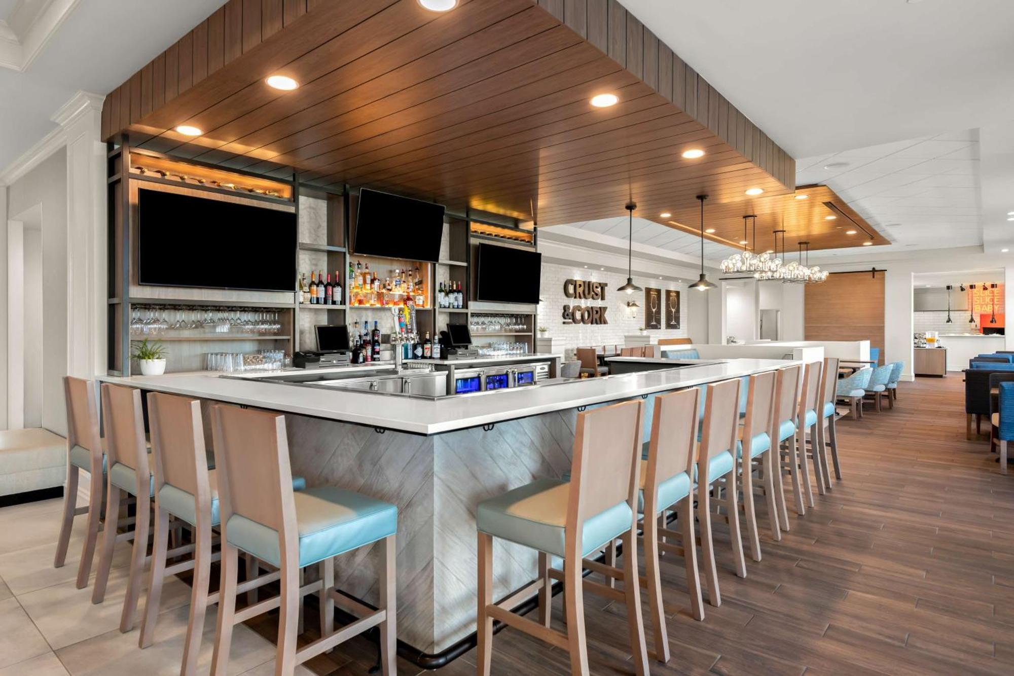 Hilton Garden Inn Suffolk Riverfront Екстер'єр фото
